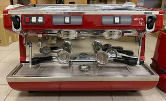 Профессиональная Кофемашина Nuova Simonelli