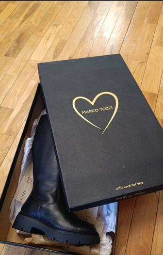 Продам зимние сапоги