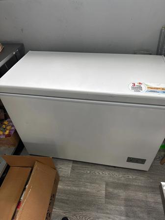 Продается Морозильник Бирюса 240KX 220 л белый состояние идеальный новый