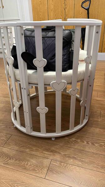 Отдам кроватку детскую