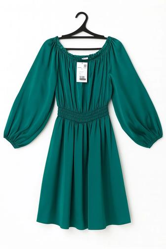 Продам новое платье