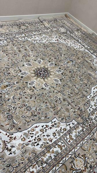 Кілем новый