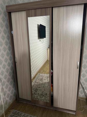 Продам письменный стол и шкаф