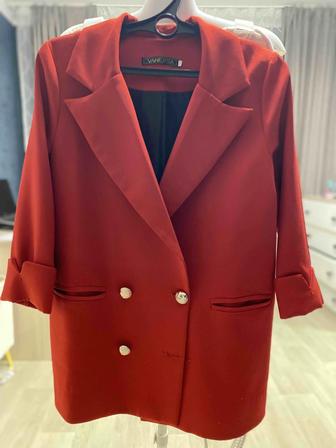 Брючный костюм