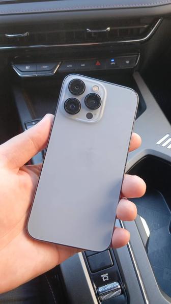 Продам айфон 13 про