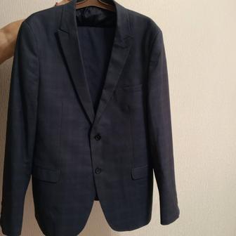 Мужской костюм