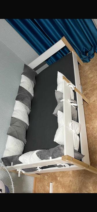 Продам детскую кровать