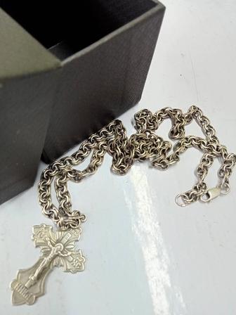 Продам серебряную цепочку