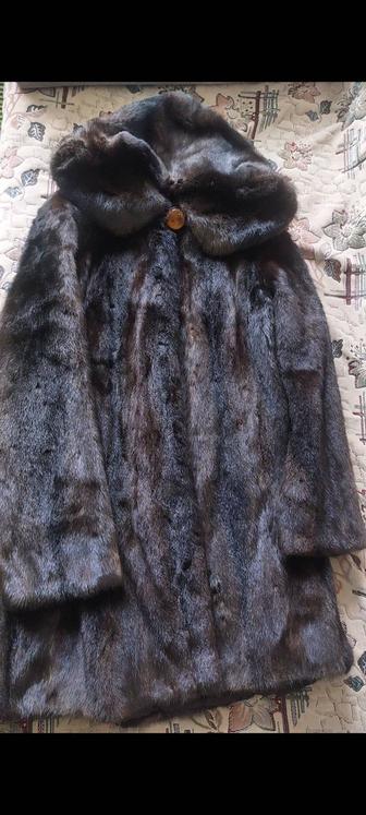 Продам норковую шубу