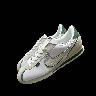 Nike Cortez