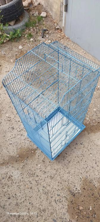 Клетки для попугаев