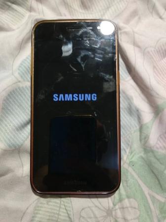 Продам два телефона