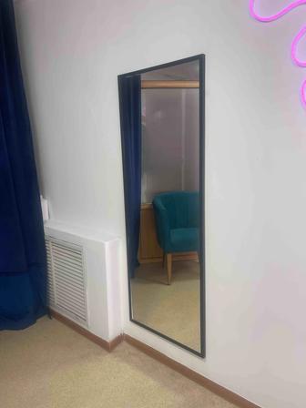 Продам зеркало в идеальном состоянии