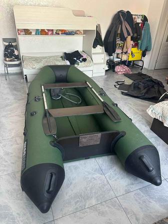 Продам лодку