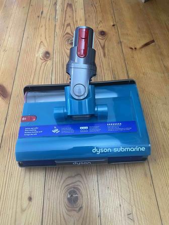 Продам моющую насадку для пылесоса Dyson V15 s