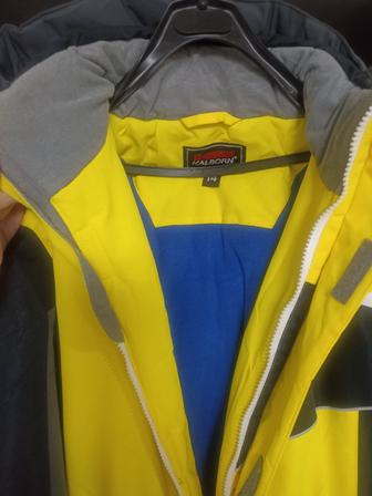 Продам лыжный комбинезон