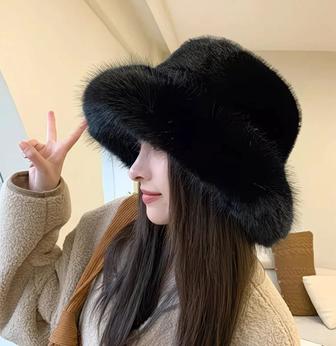 Шапка женская искусственная