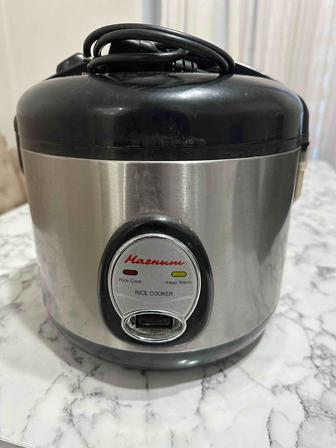 Мультиварка, рисоварка, пароварка в отличном состоянии (рабочая)