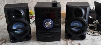 Музыкальный центр.