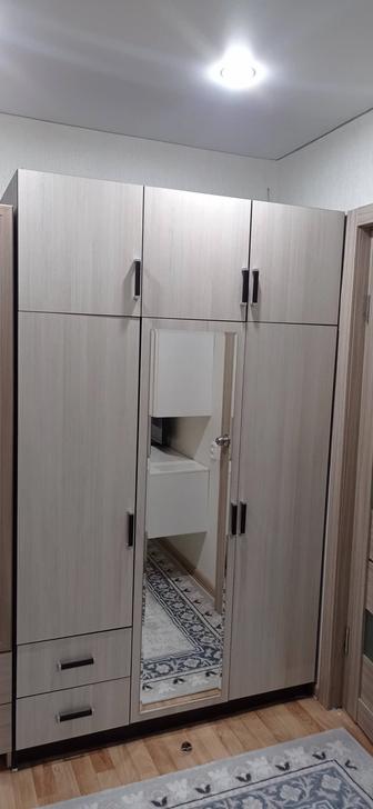 Продам шкафы