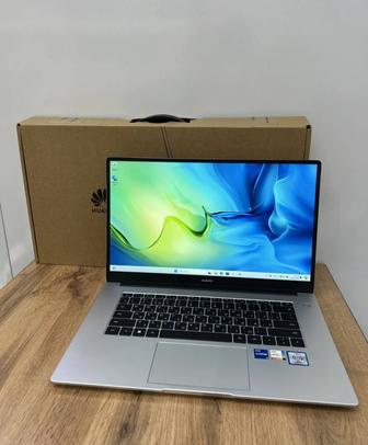 Huawei Matebook D15/15.6 FHD IPS/i5-1155G7/RAM8/SSD256/Windows 11