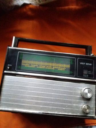 Транзисторный радиоприёмник VEF 202
