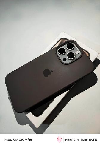 Продам IPhone 15 pro Max 256