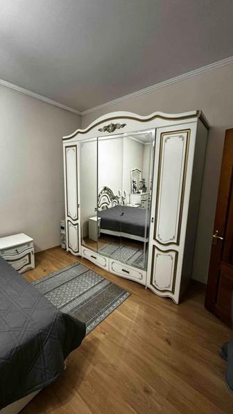 Продам спальный гарнитур