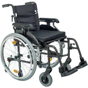 Продам инвалидную коляску