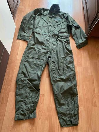 Продам мужской комбинезон