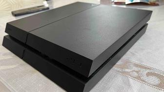 Продам Sony PlayStation 4