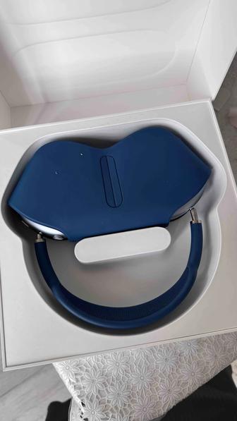 Продам AirPods Max