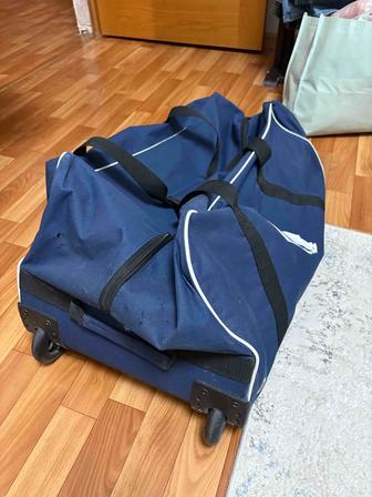 Продам хоккейную сумку размер S