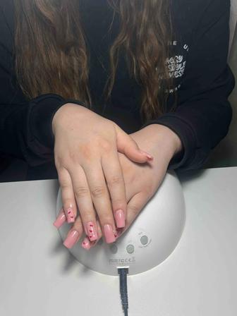 Начинающий мастер маникюр