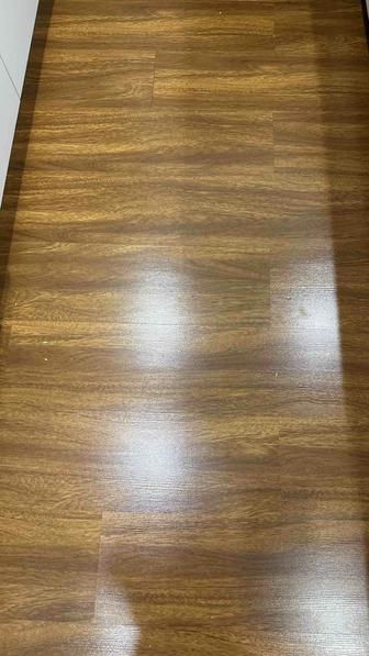 Продам ламинат