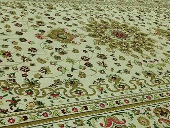 Ковер в хорошем состояние