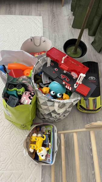 Отдам детские игрушки