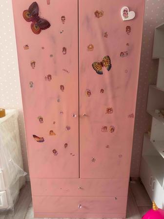 Отдам детский шкаф