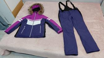 Фирменный горнолыжный костюм.Размер 46-48-50(L )Комфорт и тепло!