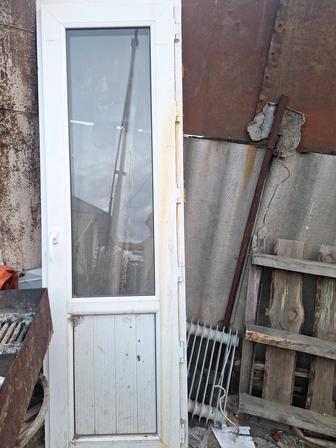 Продам двери пластиковые