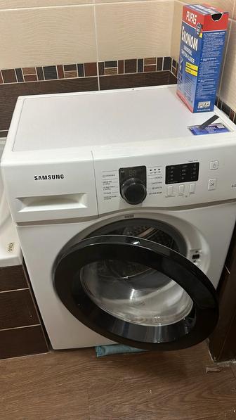 Продам стиральную машинку Samsung 6 kg