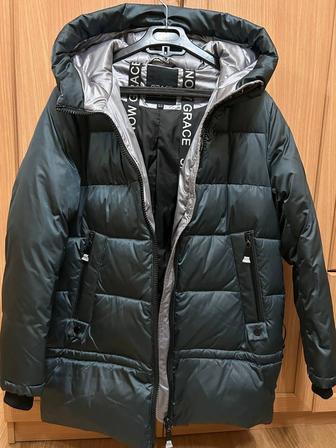 Зимняя женская куртка