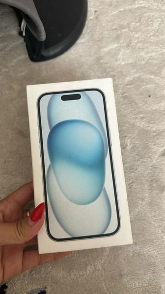 Iphone 15 с коробкой отличное состояние