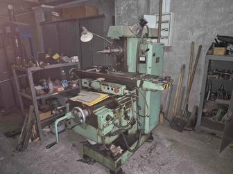 Горизонтально-фрезерный станок 6Т80