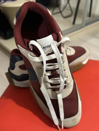 Lacoste кроссовки (42 размер)