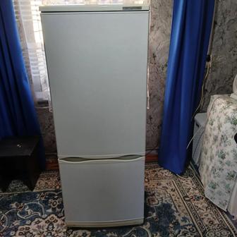 Холодильник Атлант 1.55 М