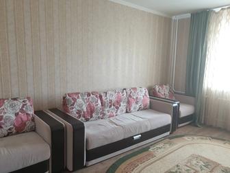 Продаю диван с креслами