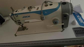 Швейная машинка