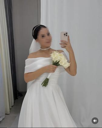 Платья свадебный