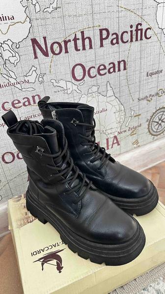 Етік сатылады іші сырты натуралка